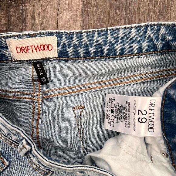 Anthropologie Driftwood Boho Embroidered Frayed Ankle Colette Jeans - Picture 5 of 7